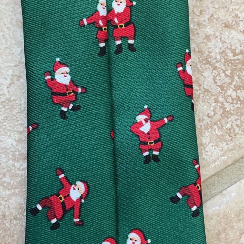 St. Nicholas Square Santa Christmas Holiday Party Tie - Picture 14 of 16